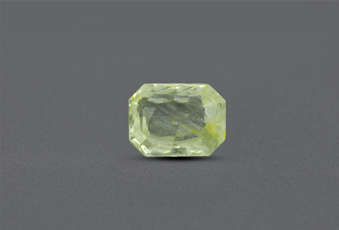 Yellow Sapphire (9 ratti )