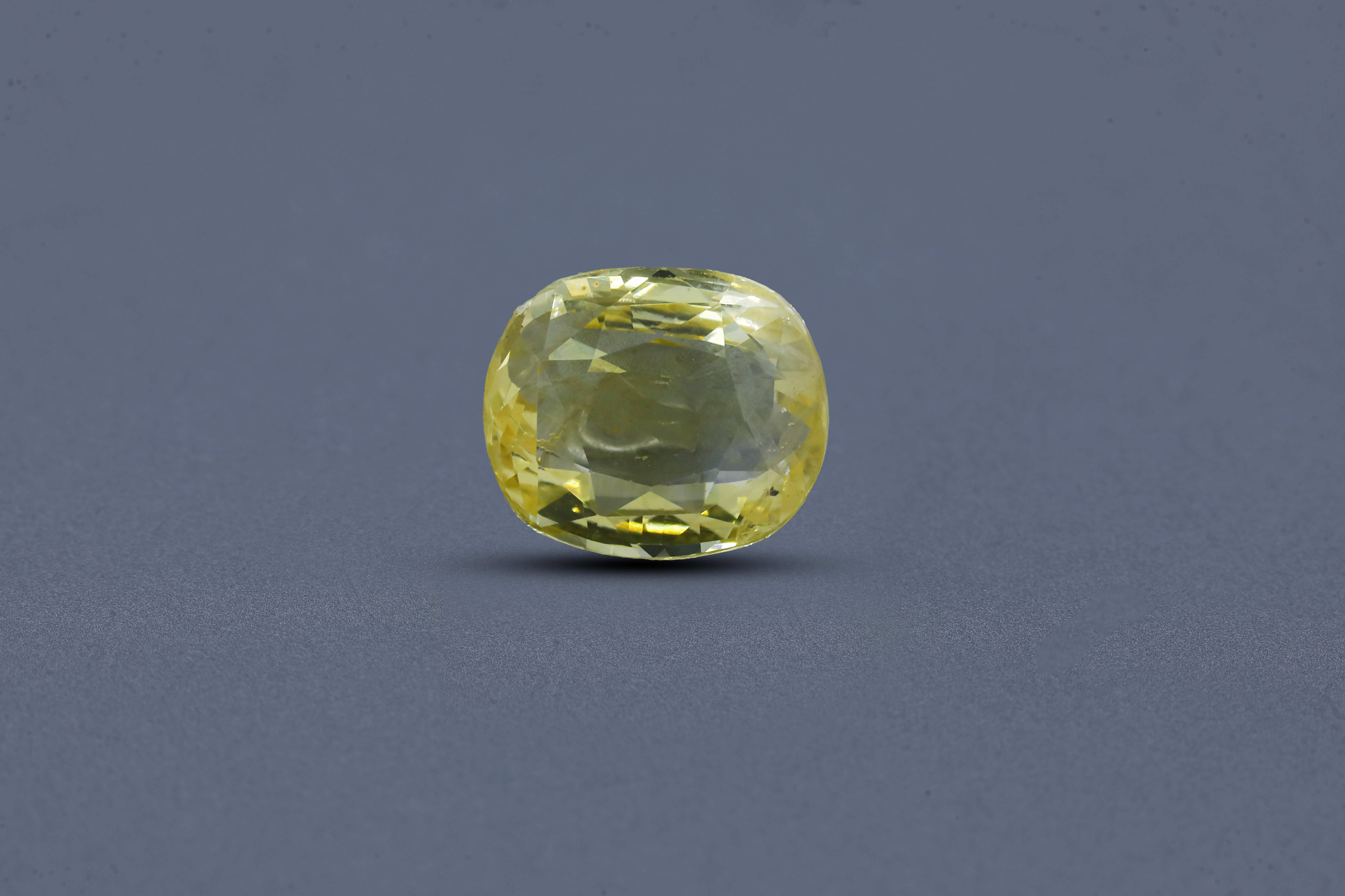 Yellow Sapphire (5.5 ratti )